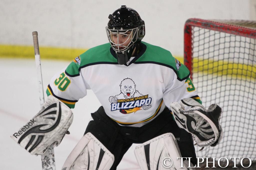 IMAGE: http://i1092.photobucket.com/albums/i401/hckyguy1/2K4T6452_zps3bc3db75.jpg