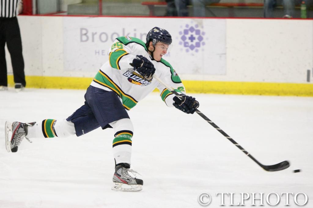 IMAGE: http://i1092.photobucket.com/albums/i401/hckyguy1/2K4T6554_zps5b4a9f84.jpg