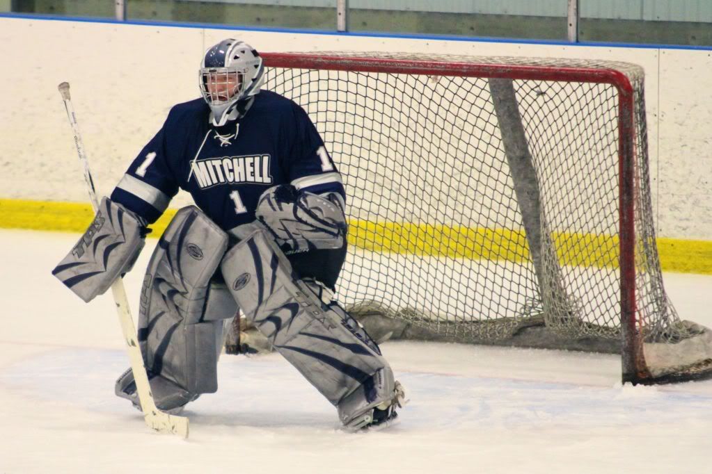 IMAGE: http://i1092.photobucket.com/albums/i401/hckyguy1/IMG_0398-1.jpg