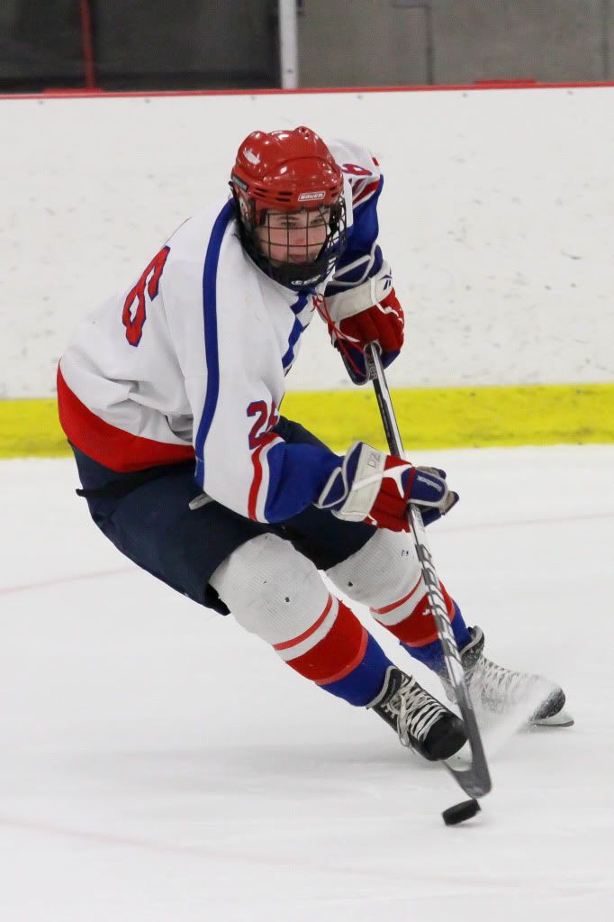 IMAGE: http://i1092.photobucket.com/albums/i401/hckyguy1/IMG_2816.jpg