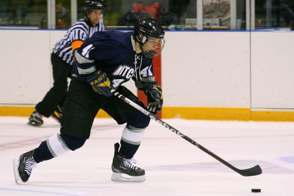 IMAGE: http://i1092.photobucket.com/albums/i401/hckyguy1/IMG_3397.jpg