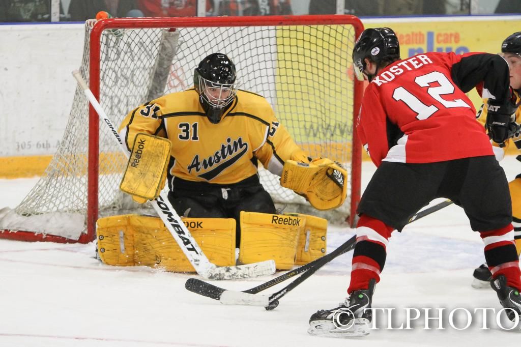 IMAGE: http://i1092.photobucket.com/albums/i401/hckyguy1/IMG_4469-1.jpg