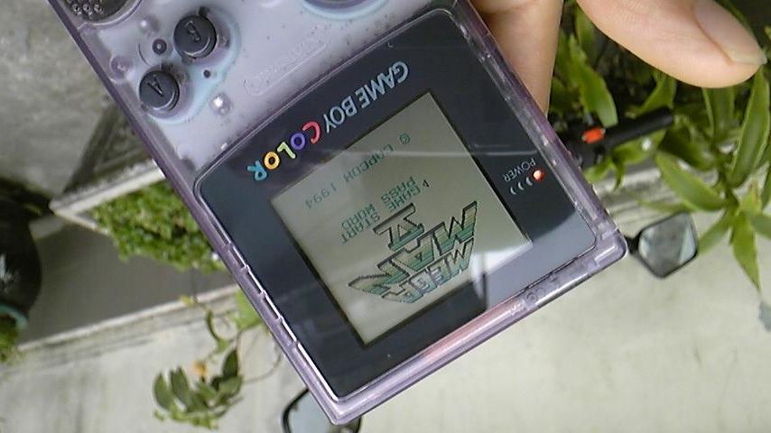 Nintendo DS màu bạc và một con gameboy mới 95% ... end time 22h00 ngày 10/04 - 1