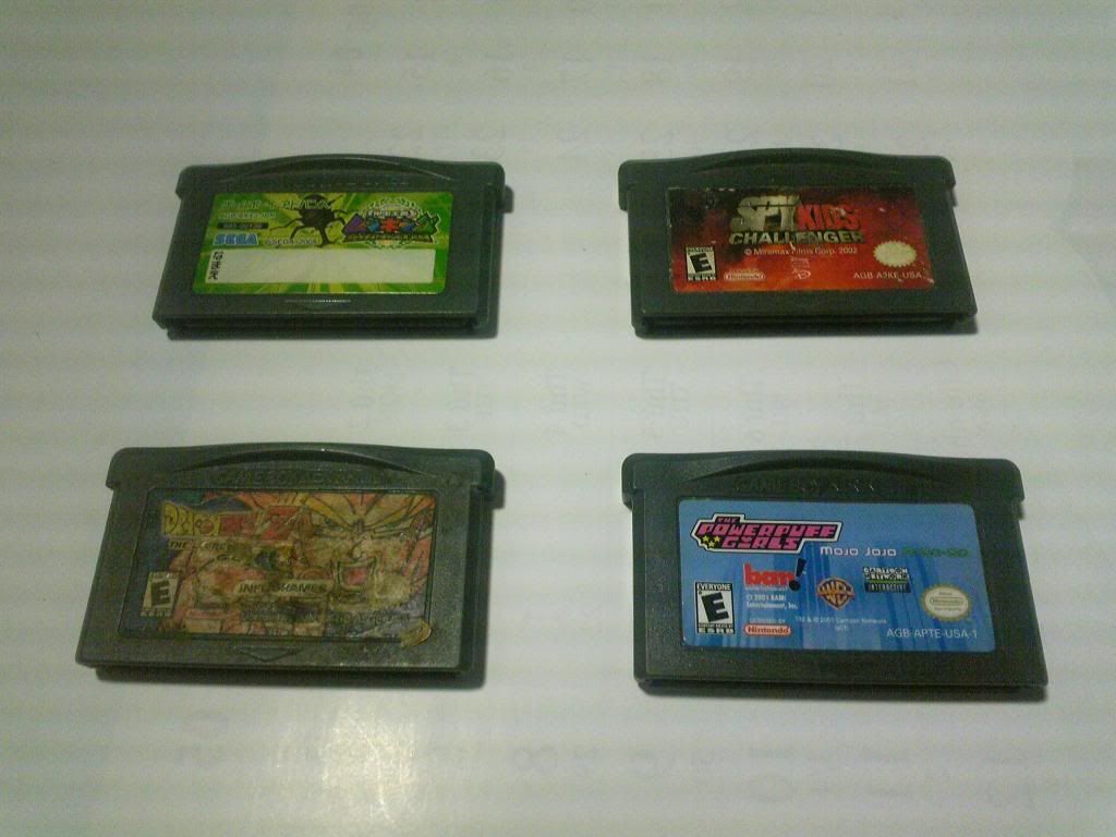 Nintendo DS màu bạc và một con gameboy mới 95% ... end time 22h00 ngày 10/04 - 4