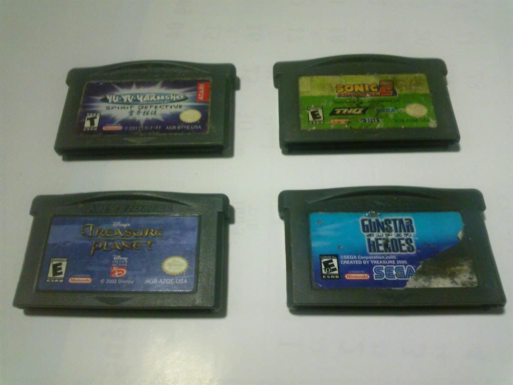 Nintendo DS màu bạc và một con gameboy mới 95% ... end time 22h00 ngày 10/04 - 5