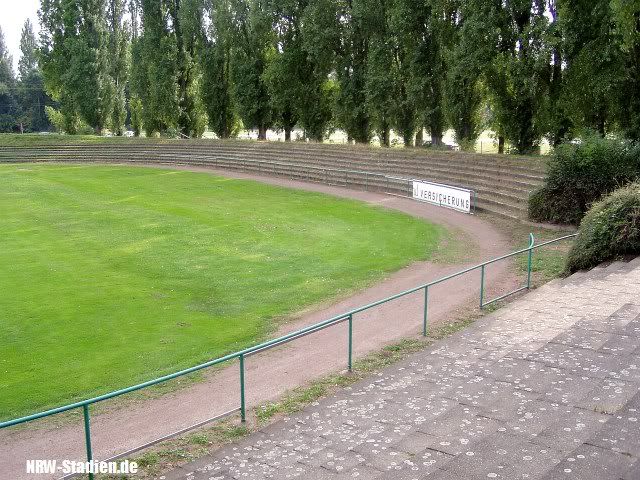 Kurve Stadion an der Hammer Landstraße, Neuss