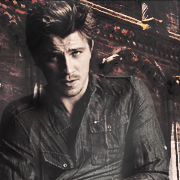 http://i1092.photobucket.com/albums/i415/ganyaI/PH/600full-garrett-hedlund7.png